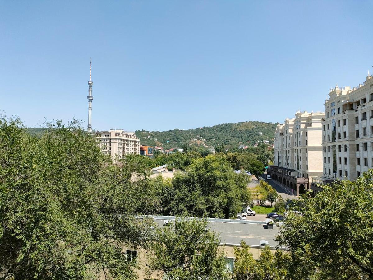 Квартира Коктобе С Видом На Горы Apartment Almaty Exterior photo
